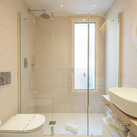 A'mare Luxury アパート *