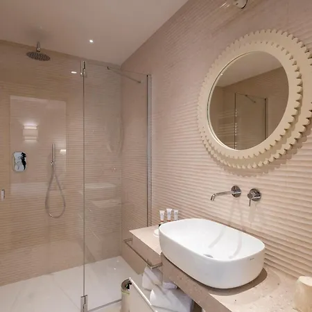 A'mare Luxury アパート