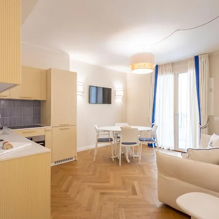 A'mare Luxury Апартаменты